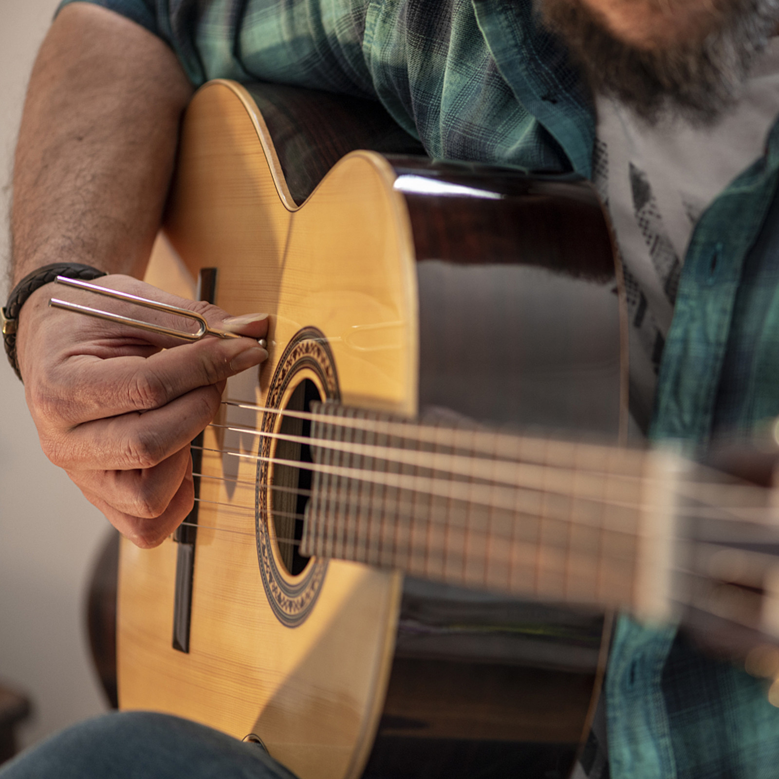Set di 2 Diapasoni per Chitarr - Musical Instrument Tuning Guitar Tuner. Standard Guitar Tuning recensione e prezzo